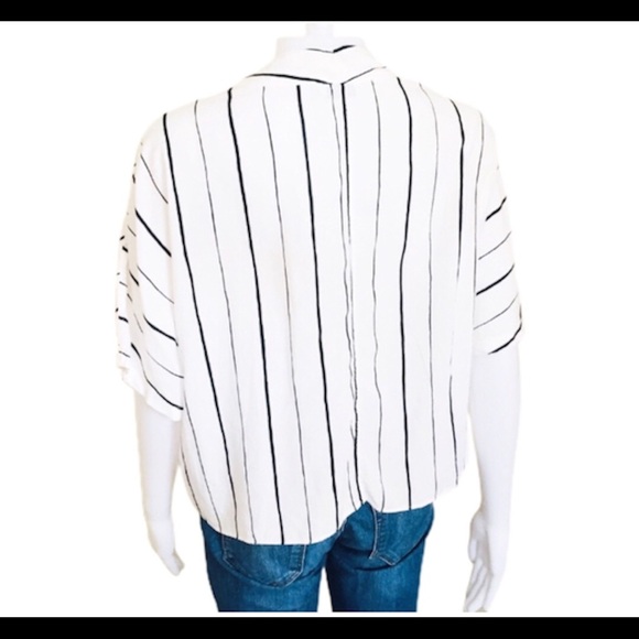 REITMANS Stripe Dolman Tie Front Blouse/Top With Crop Sleeves Ivory Size Small - Picture 4 of 8